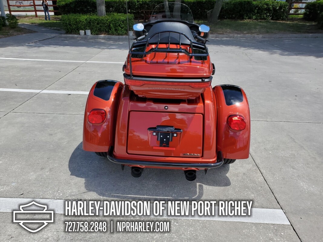 2025 Harley-Davidson Tri Glide Ultra - Photo 10
