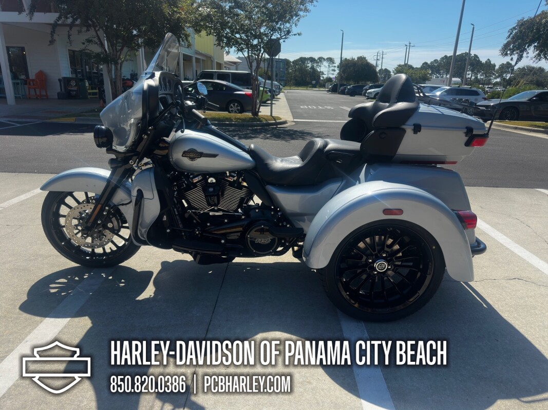 2025 Harley-Davidson Tri Glide Ultra - Photo 5