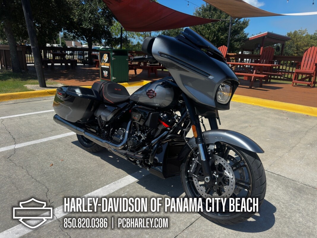 2025 Harley-Davidson CVO Street Glide - Photo 8