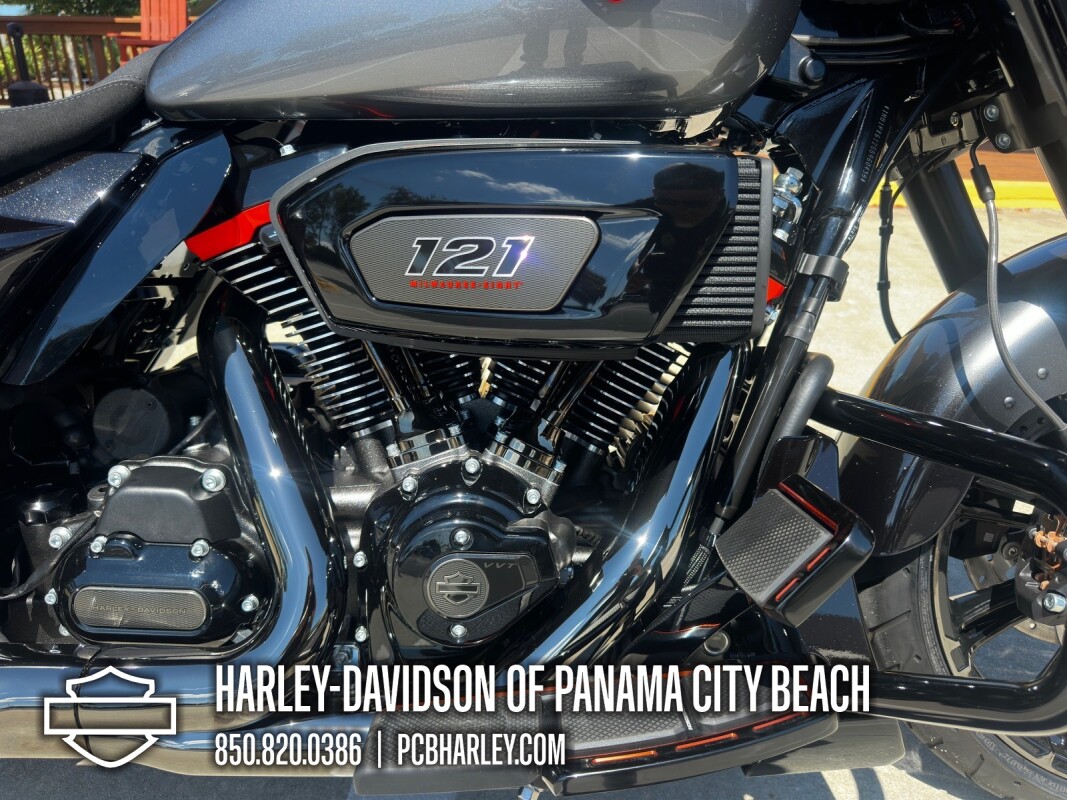 2025 Harley-Davidson CVO Street Glide - Photo 9