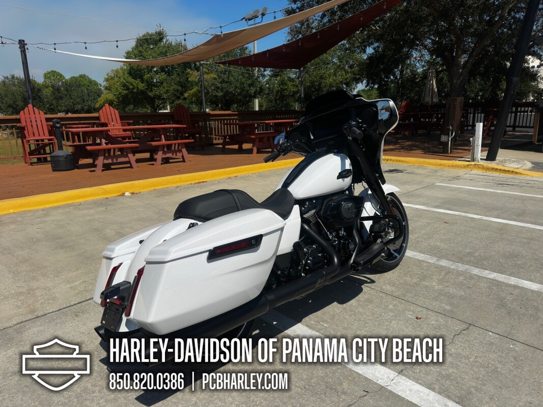 2025 Harley-Davidson Street Glide - Photo 2