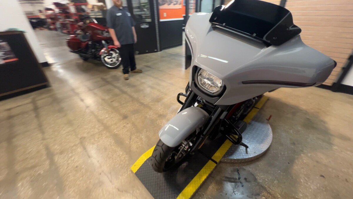 2025 Harley-Davidson Street Glide FLHX - Photo 7