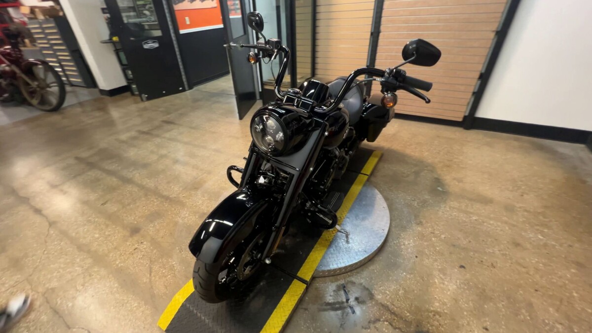 2025 Harley-Davidson Road King Special FLHRXS - Photo 8