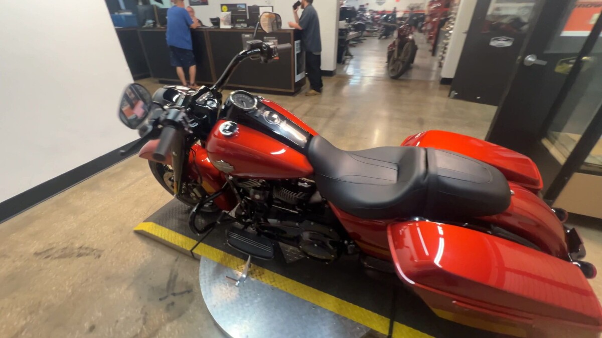 2025 Harley-Davidson Road King Special FLHRXS - Photo 9