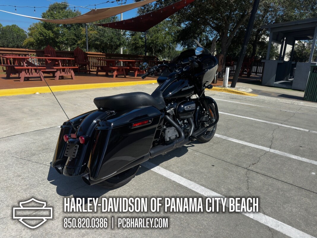2018 Harley-Davidson Road Glide Special - Photo 2