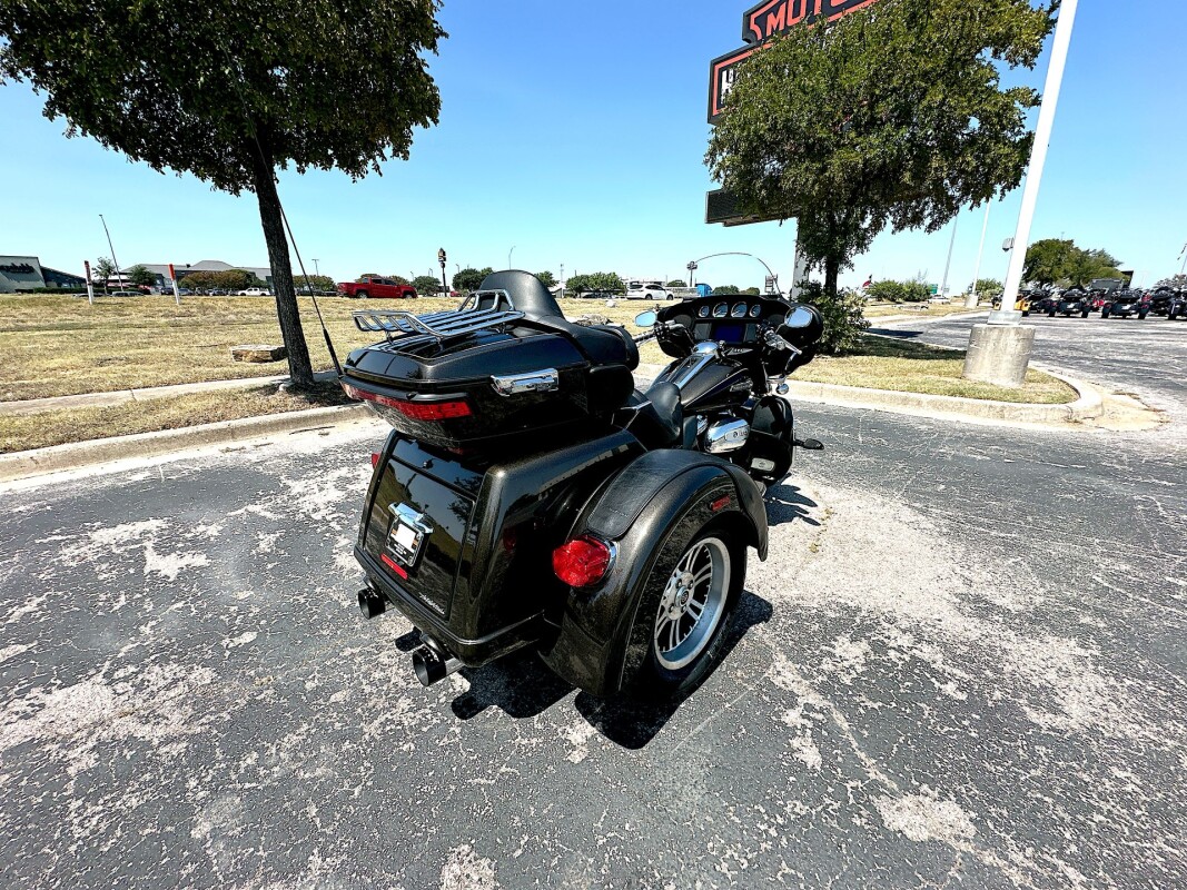 2020 Harley-Davidson Tri Glide Ultra FLHTCUTG - Photo 9