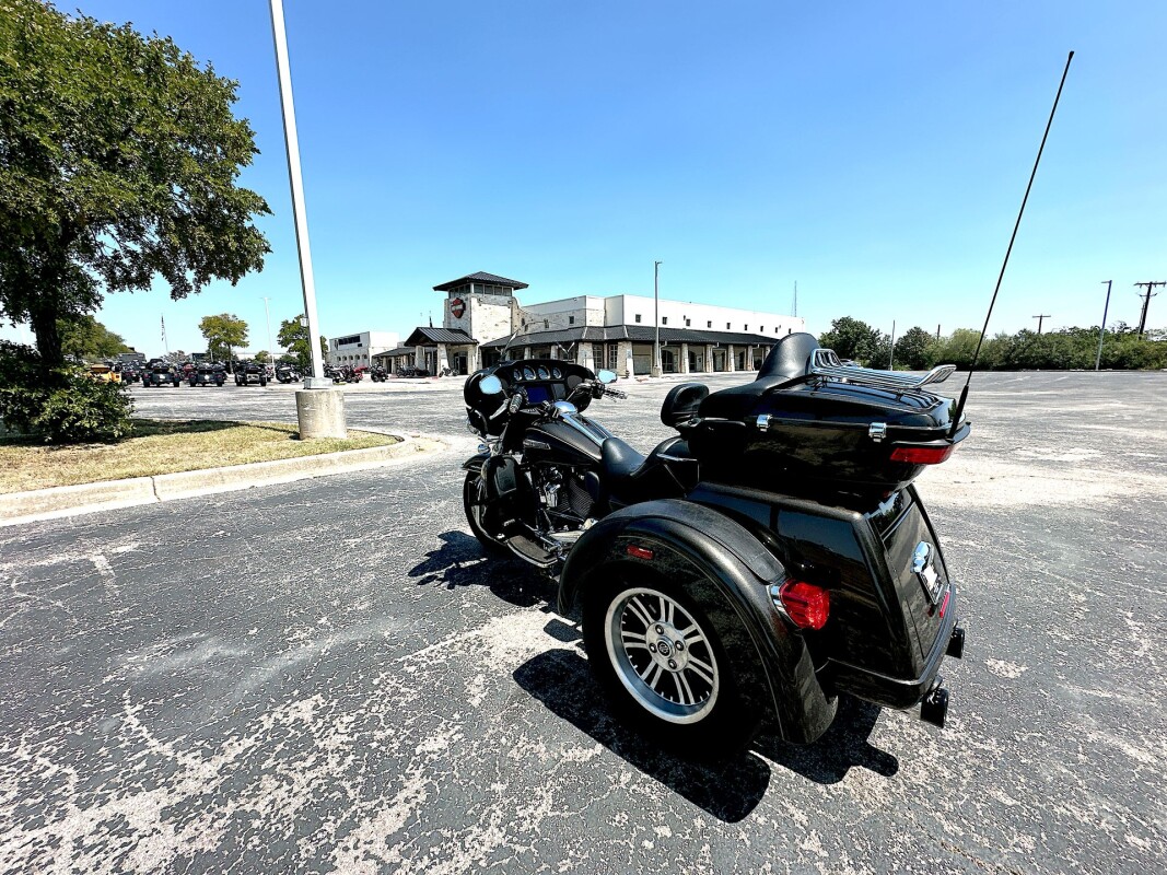 2020 Harley-Davidson Tri Glide Ultra FLHTCUTG - Photo 7