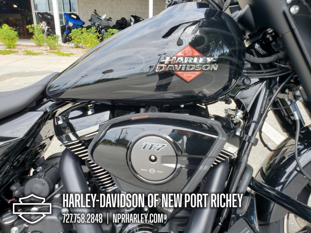 2025 Harley-Davidson Street Glide - Photo 4