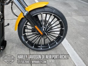 2025 Harley-Davidson® Breakout™ thumb 2