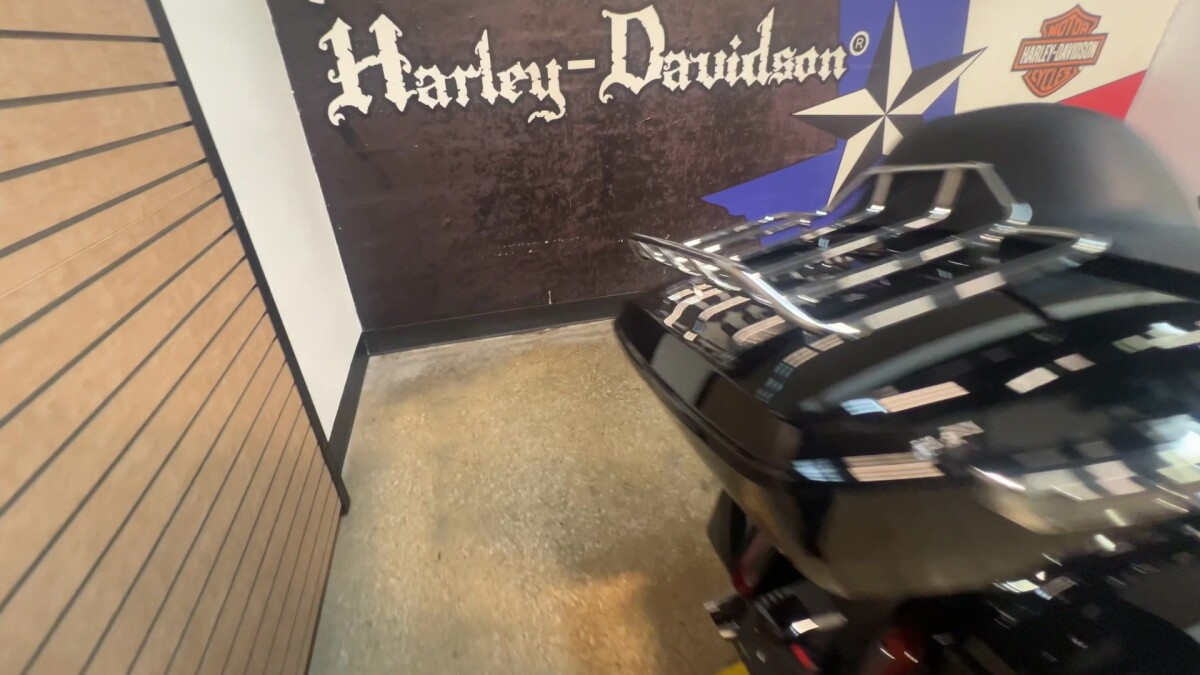 2025 Harley-Davidson Street Glide Ultra FLHXU - Photo 3
