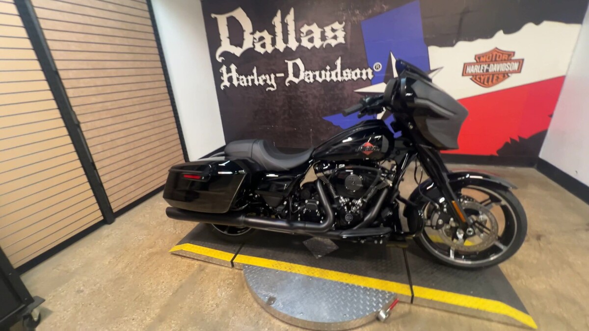2025 Harley-Davidson Street Glide FLHX - Photo 5
