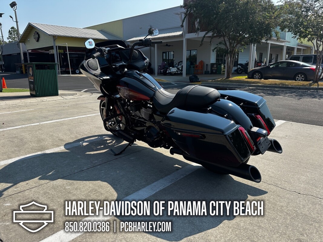 2025 Harley-Davidson Road Glide - Photo 4