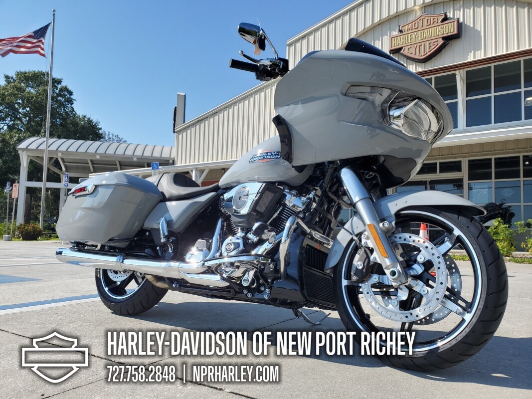 2025 Harley-Davidson Road Glide - Photo 3