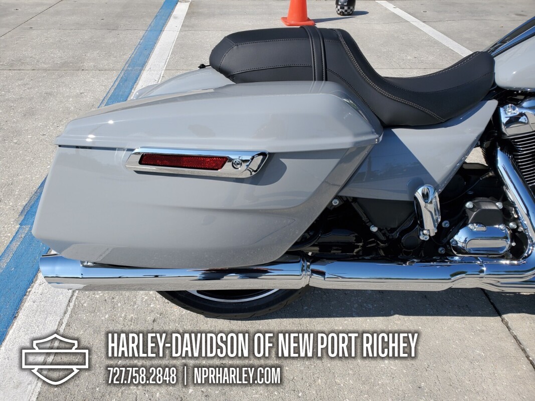 2025 Harley-Davidson Road Glide - Photo 6