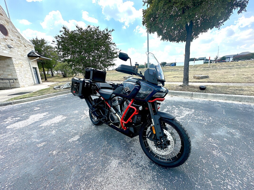 2025 Harley-Davidson CVO Pan America RA1250SE - Photo 3