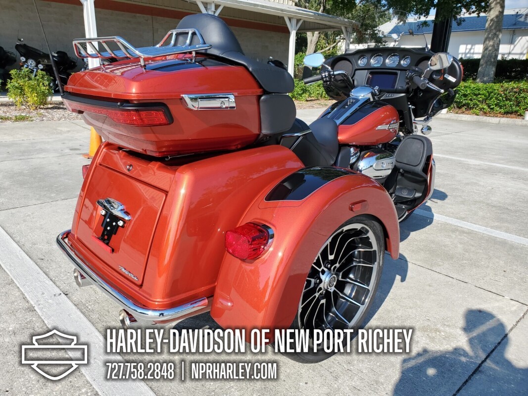 2025 Harley-Davidson Tri Glide Ultra - Photo 8