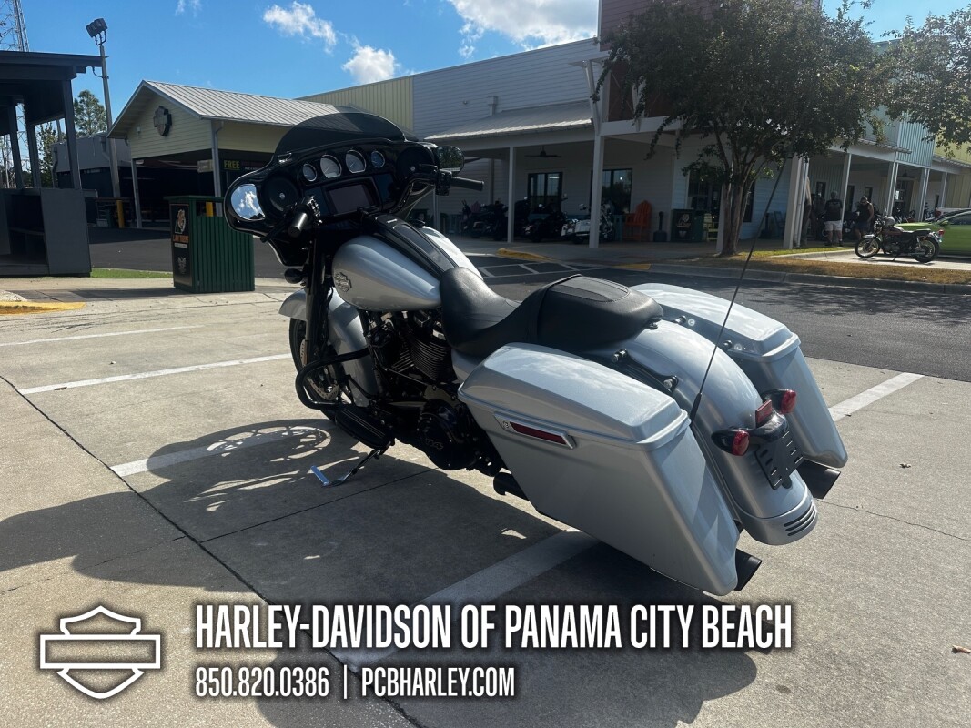 2023 Harley-Davidson Street Glide Special - Photo 4