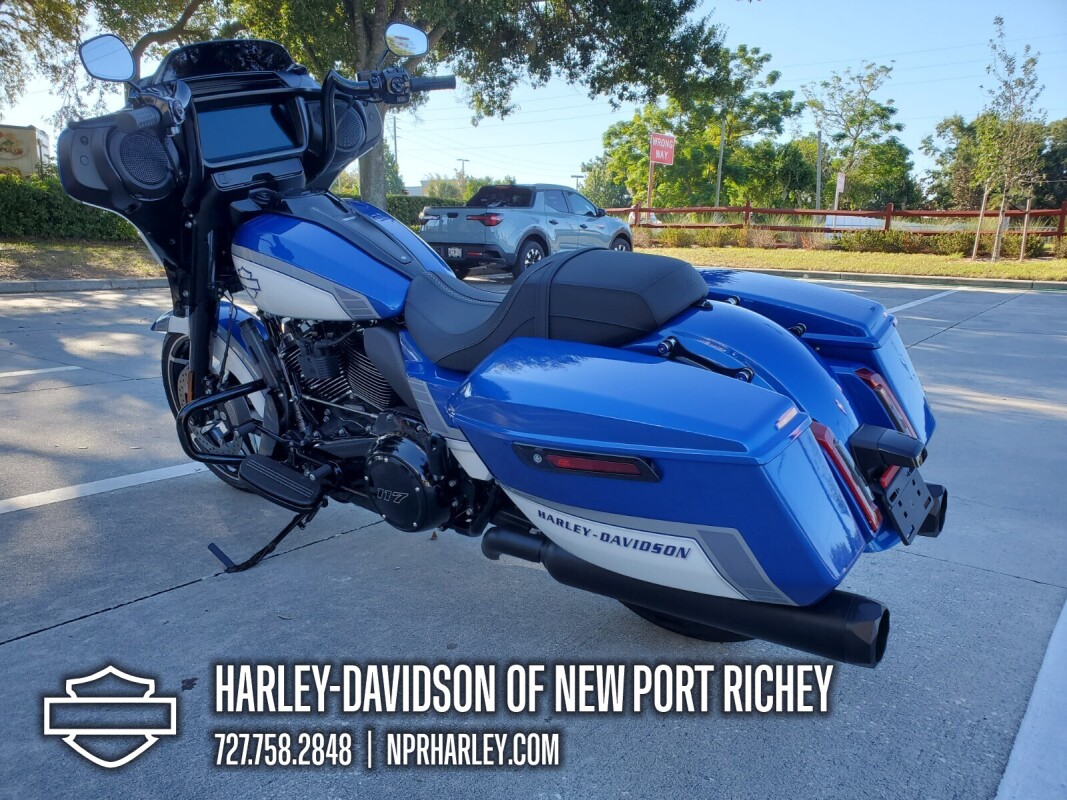2024 Harley-Davidson Street Glide - Photo 10