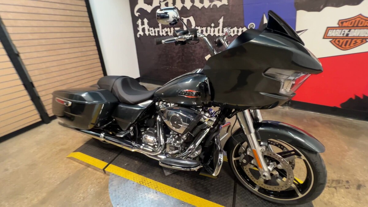 2025 Harley-Davidson Road Glide FLTRX - Photo 5