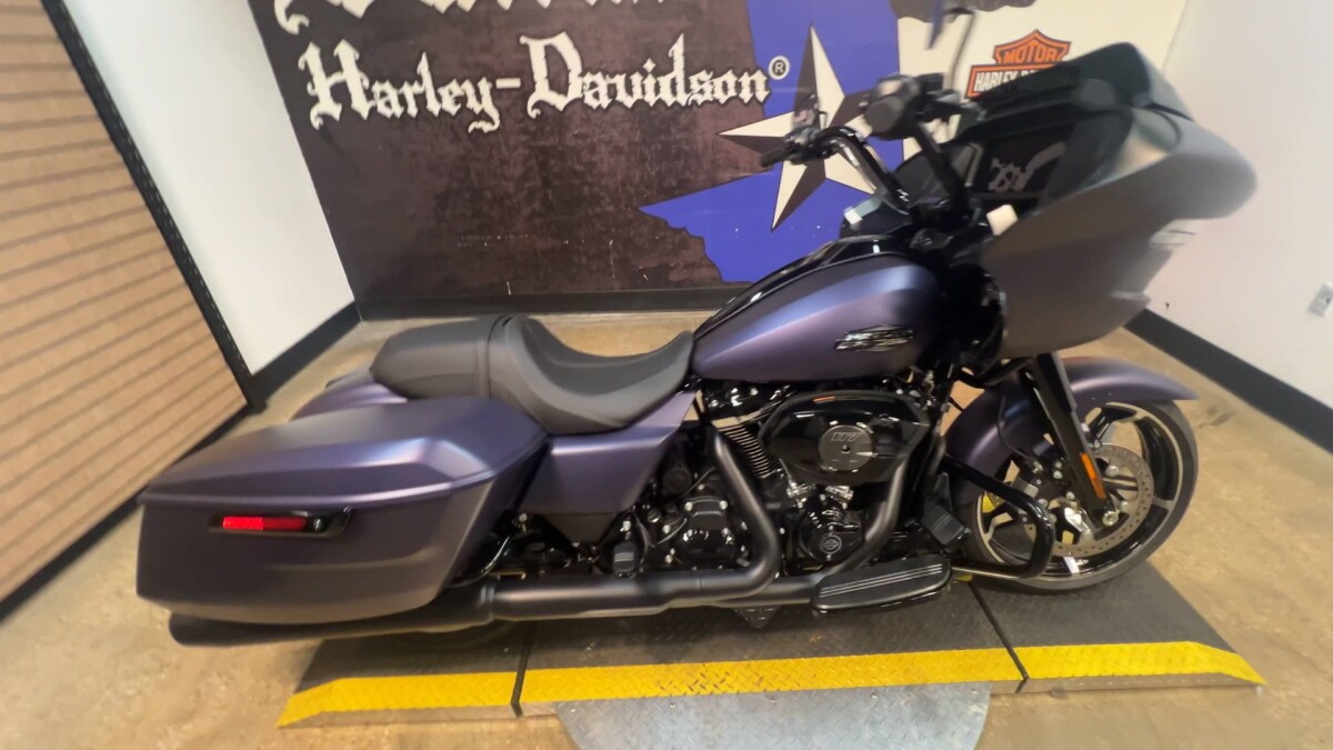 2025 Harley-Davidson Road Glide FLTRX - Photo 4