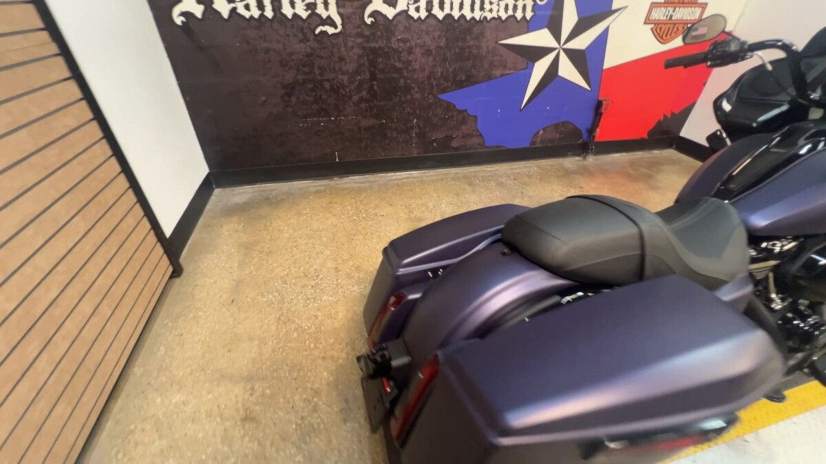 2025 Harley-Davidson Road Glide FLTRX - Photo 3
