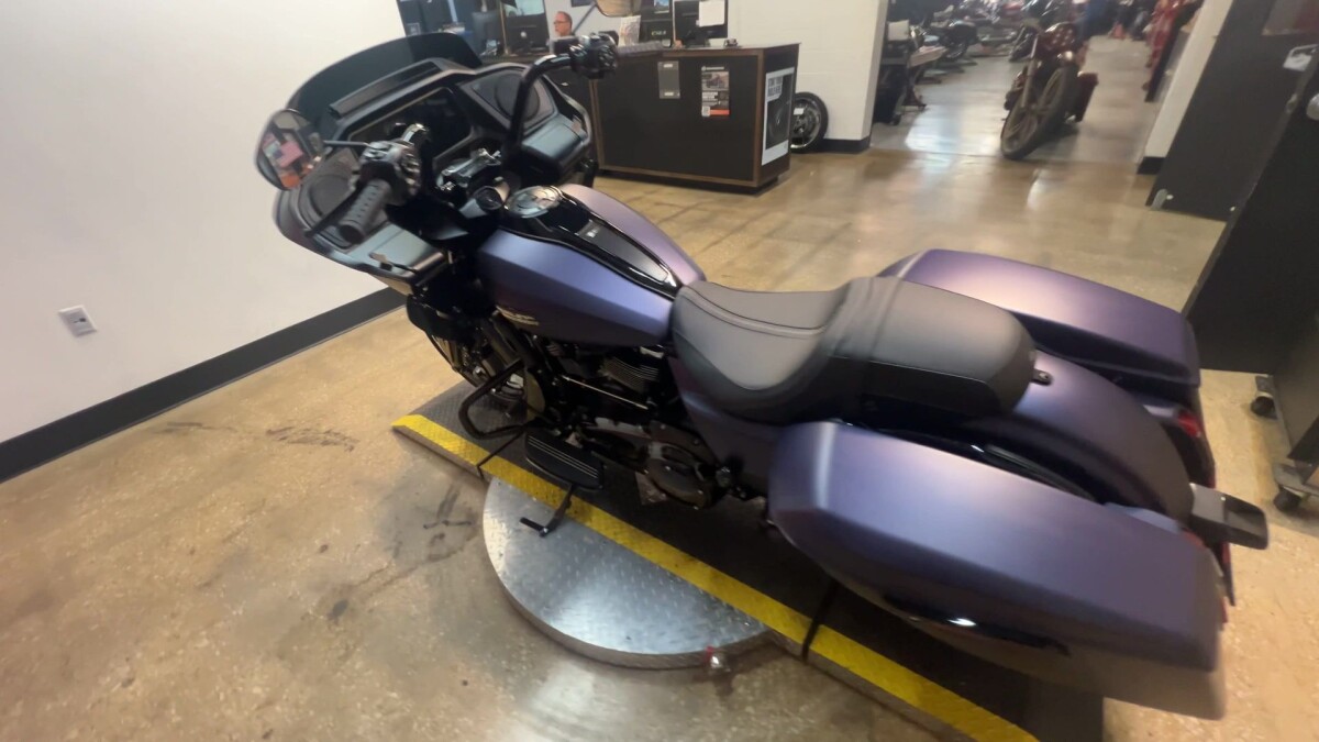 2025 Harley-Davidson Road Glide FLTRX - Photo 9