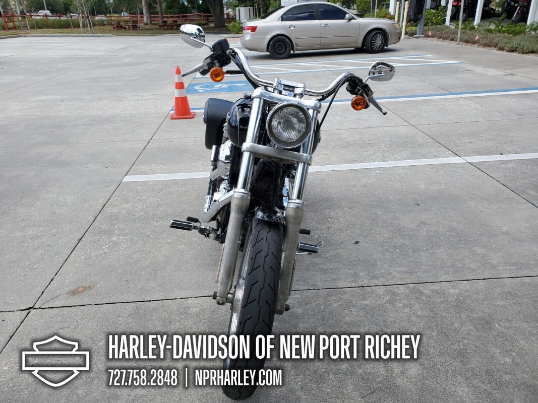 2011 Harley-Davidson Super Glide Custom - Photo 2