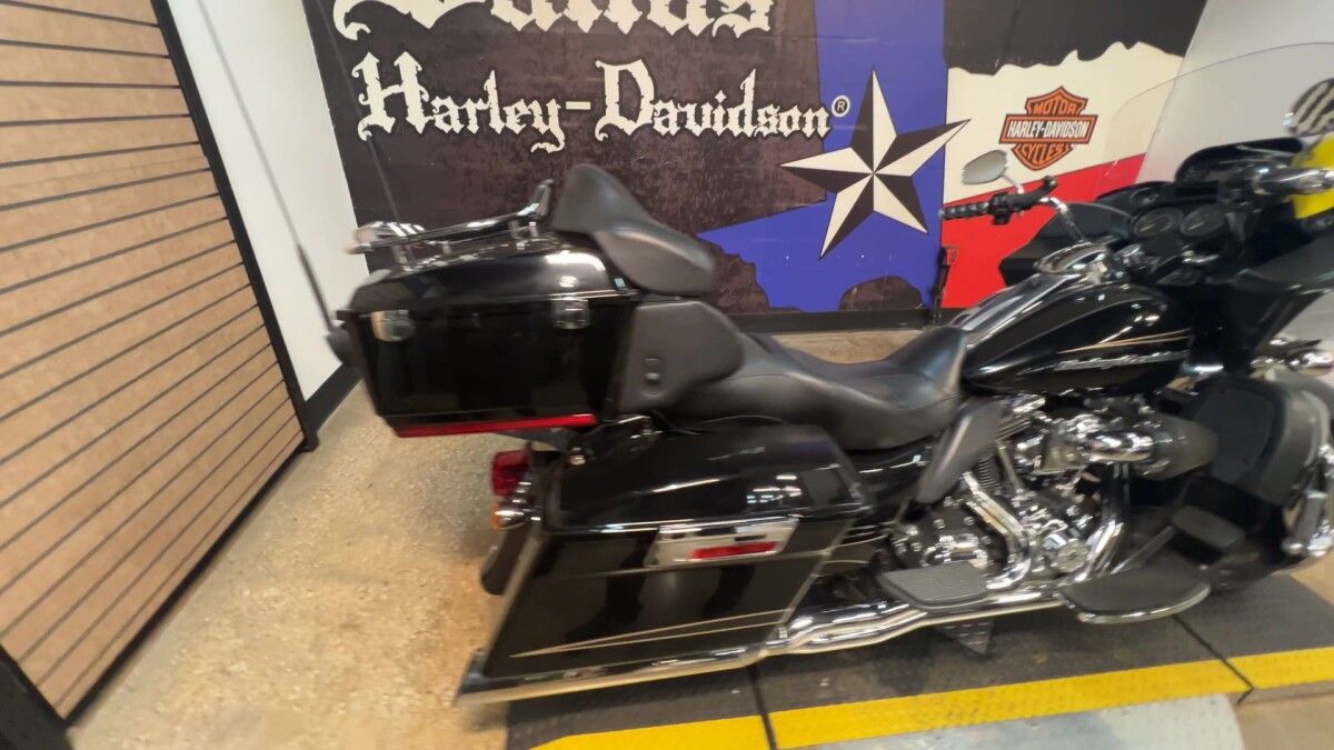 2013 Harley-Davidson Road Glide Ultra FLTRU - Photo 4