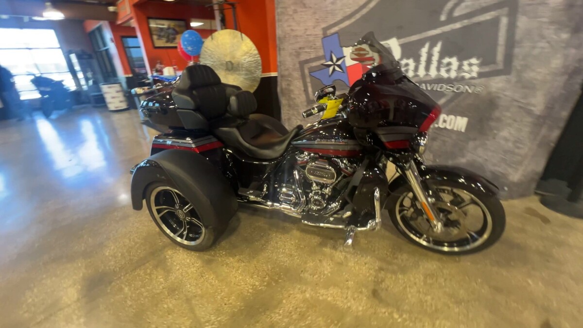 2020 Harley-Davidson CVO Tri Glide FLHTCUTGSE - Photo 5