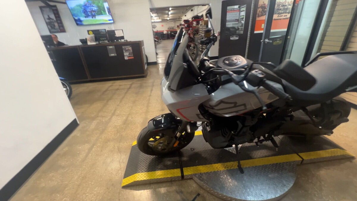 2025 Harley-Davidson Pan America 1250 ST RA1250ST - Photo 8
