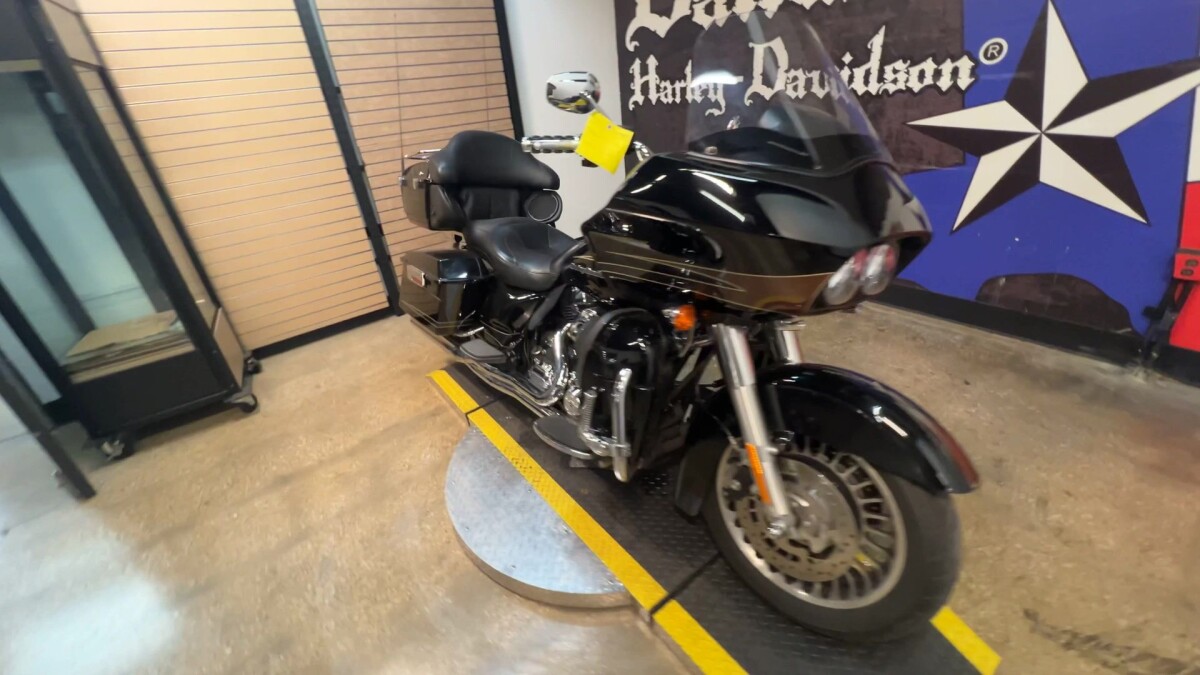 2013 Harley-Davidson Road Glide Ultra FLTRU - Photo 6