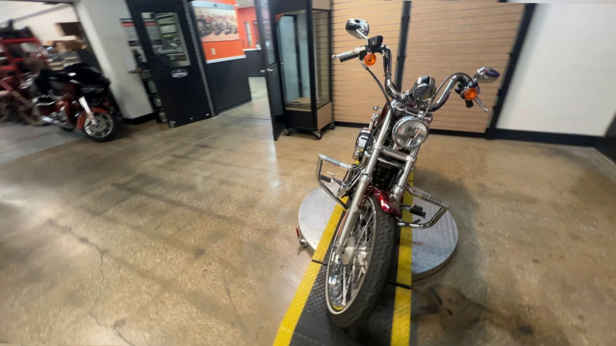 2012 Harley-Davidson Seventy-Two XL 1200V - Photo 7