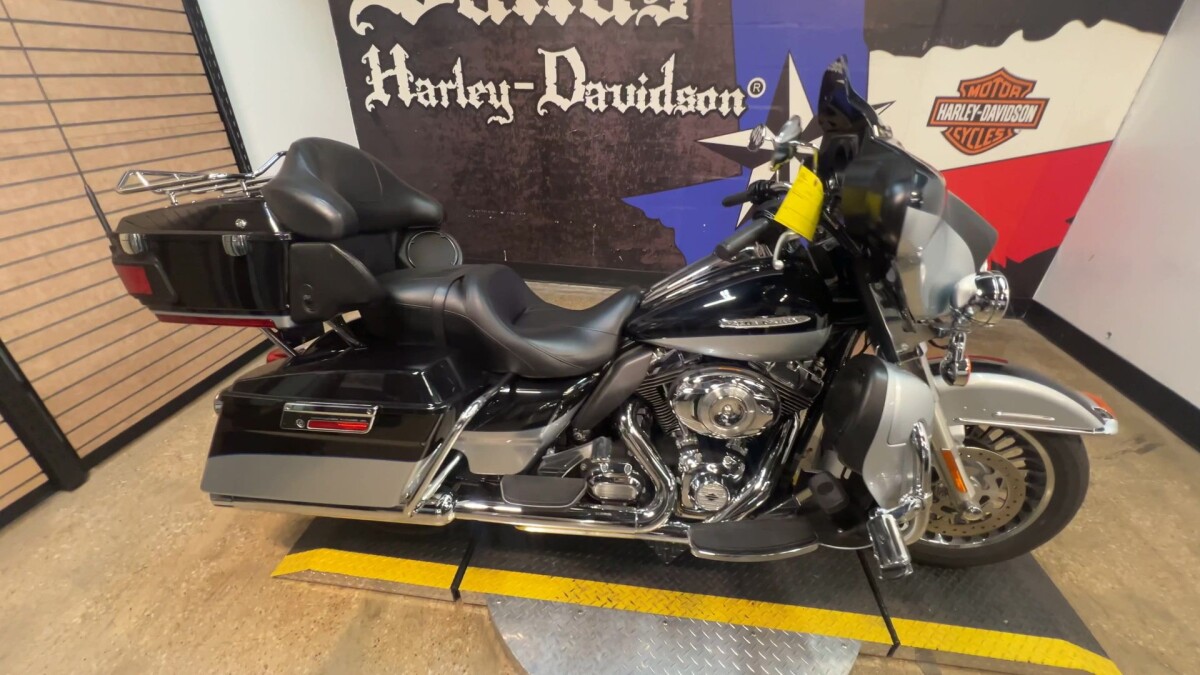 2013 Harley-Davidson Electra Glide Ultra Limited FLHTK - Photo 4