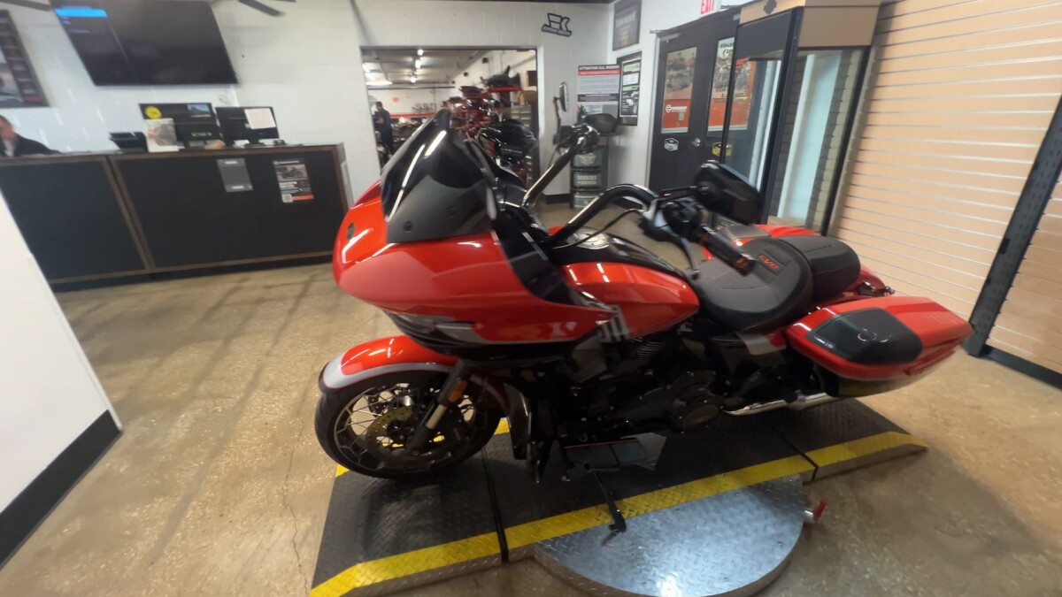 2024 Harley-Davidson CVO Road Glide FLTRXSE - Photo 8