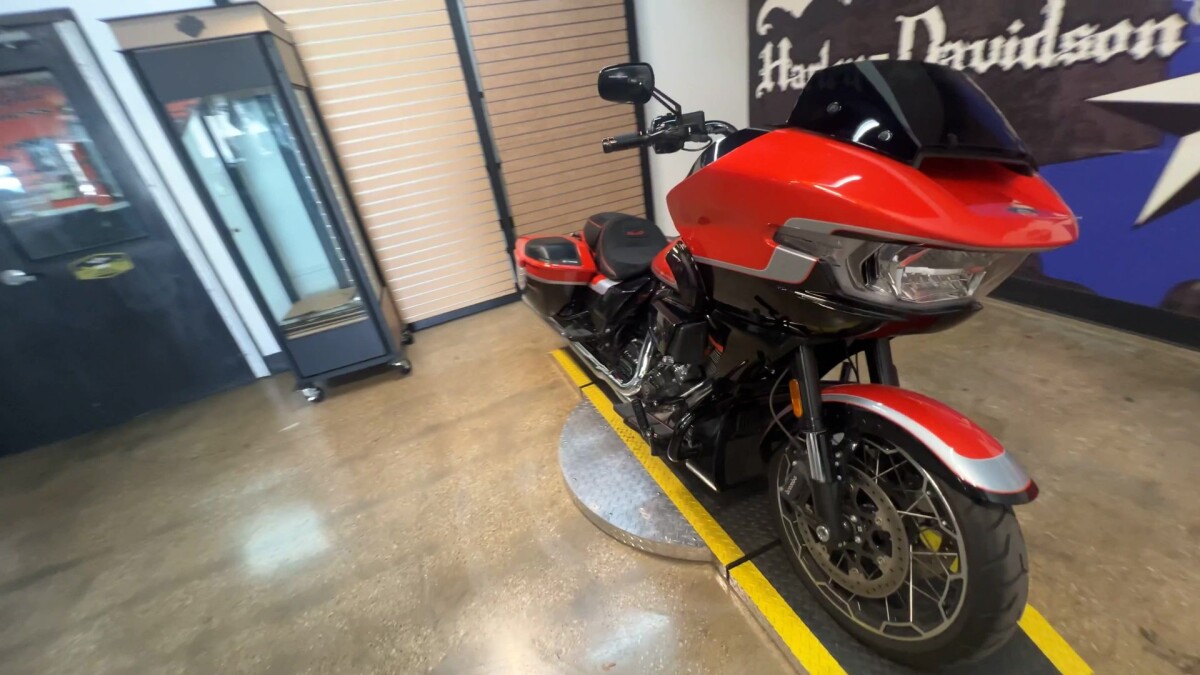 2024 Harley-Davidson CVO Road Glide FLTRXSE - Photo 6