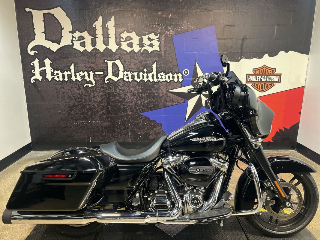 2017 Harley-Davidson Street Glide Special FLHXS