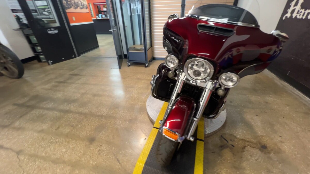2014 Harley-Davidson Ultra Limited FLHTK - Photo 7