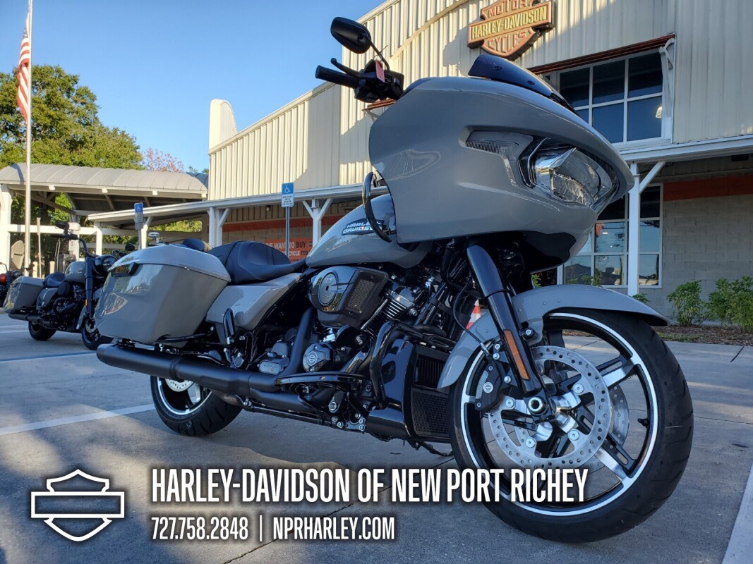 2025 Harley-Davidson Road Glide - Photo 3