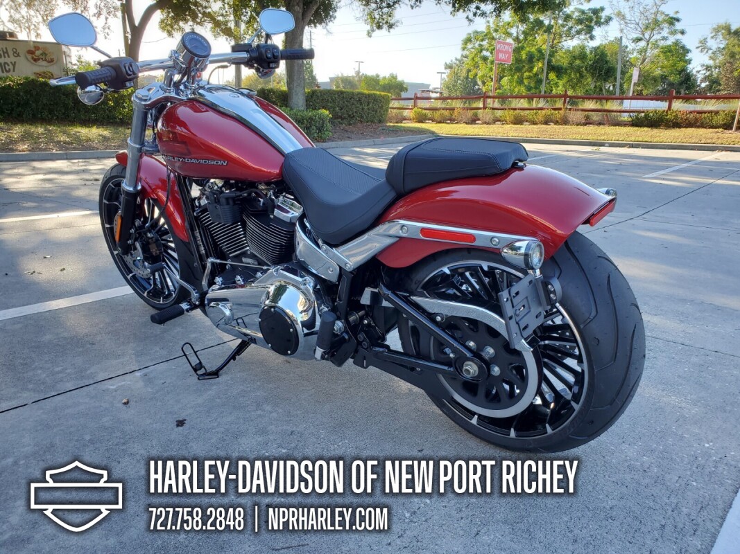 2025 Harley-Davidson Breakout - Photo 10