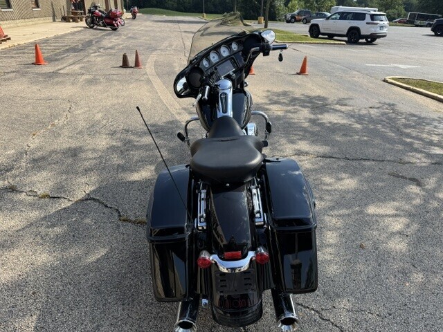 Harley-Davidson Street Glide Special 2017 FLHXS BLACK - Photo 3