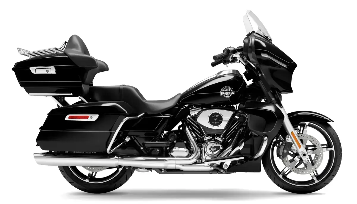 Harley-Davidson Street Glide Ultra 2025 FLHXU VIVID BLACK - Photo 6