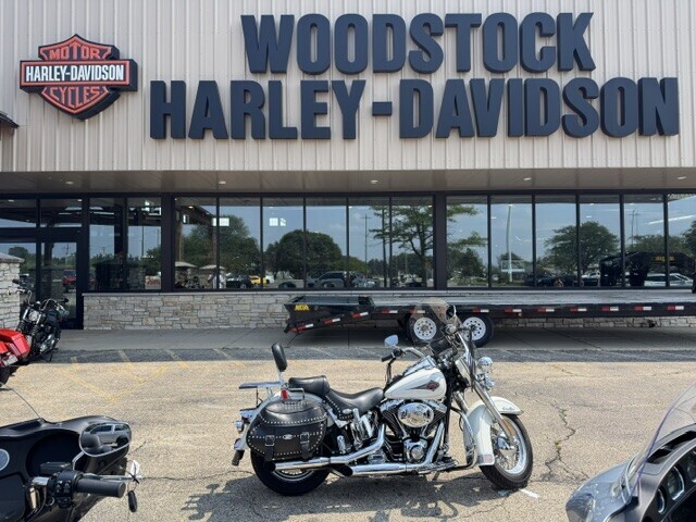 Harley-Davidson Heritage Softail Classic 2000 FLSTC WHITE