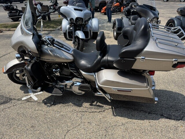 Harley-Davidson Ultra Limited 2018 FLHTK SILVER/BROWN - Photo 4