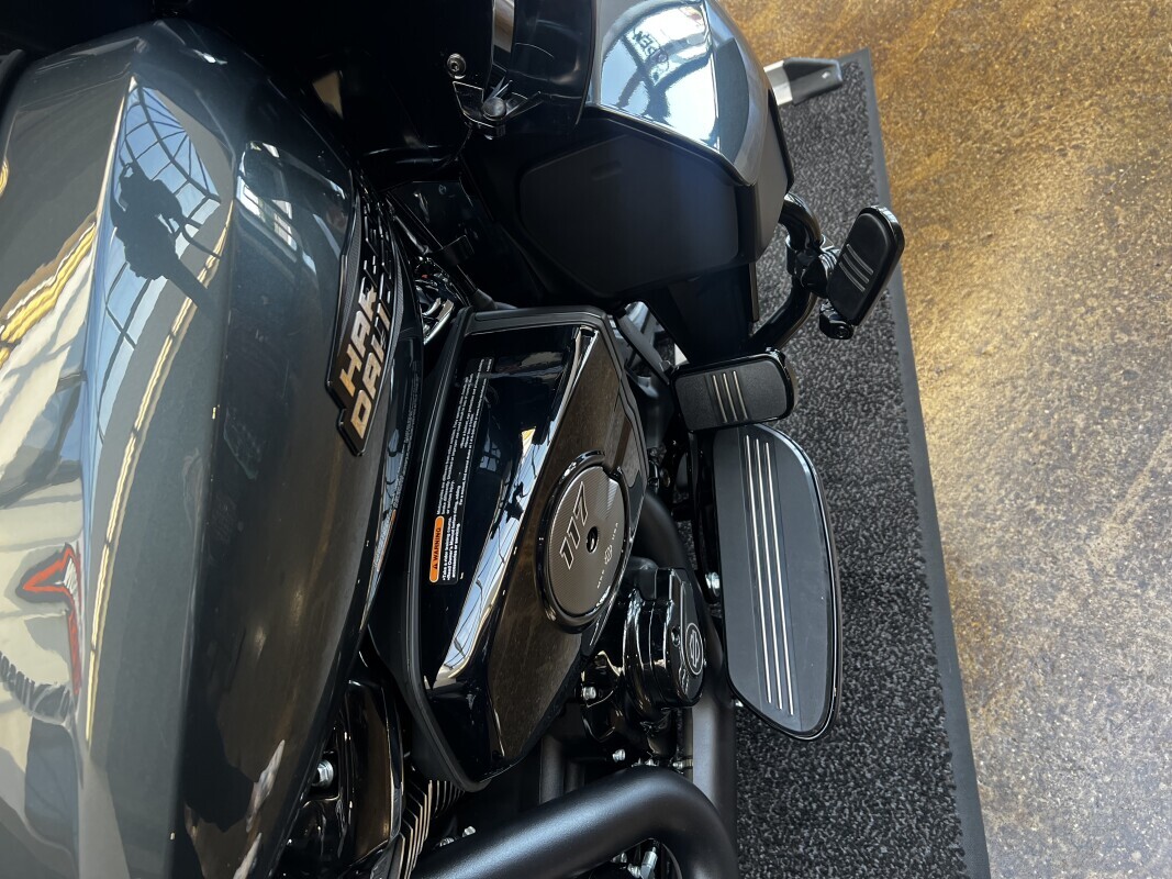 Harley-Davidson Road Glide 2025 FLTRX IRON HORSE - Photo 4