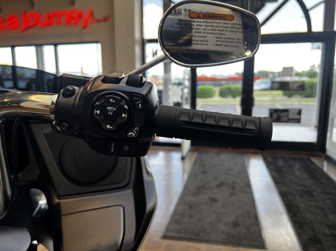 Harley-Davidson Road Glide 2025 FLTRX BILLIARD GRAY - Photo 3