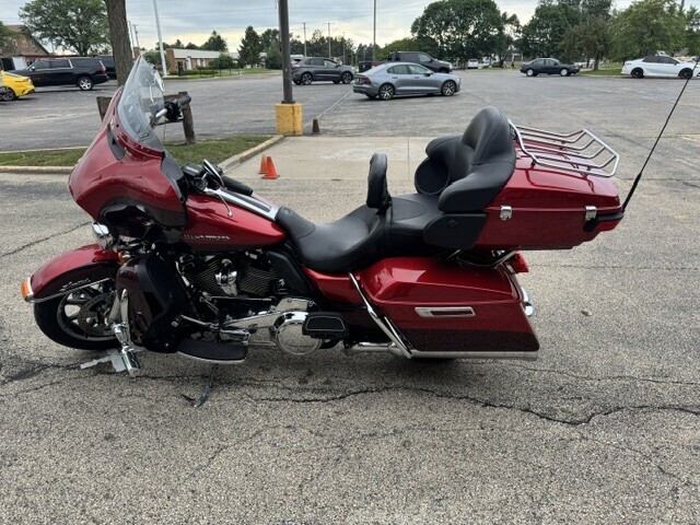 Harley-Davidson Ultra Limited 2018 FLHTK RED TWO-TONE - Photo 4