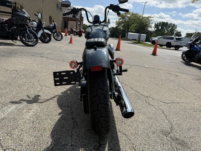 Harley-Davidson Street Bob 2025 FXBB IRON HORSE MTLC - Photo 3