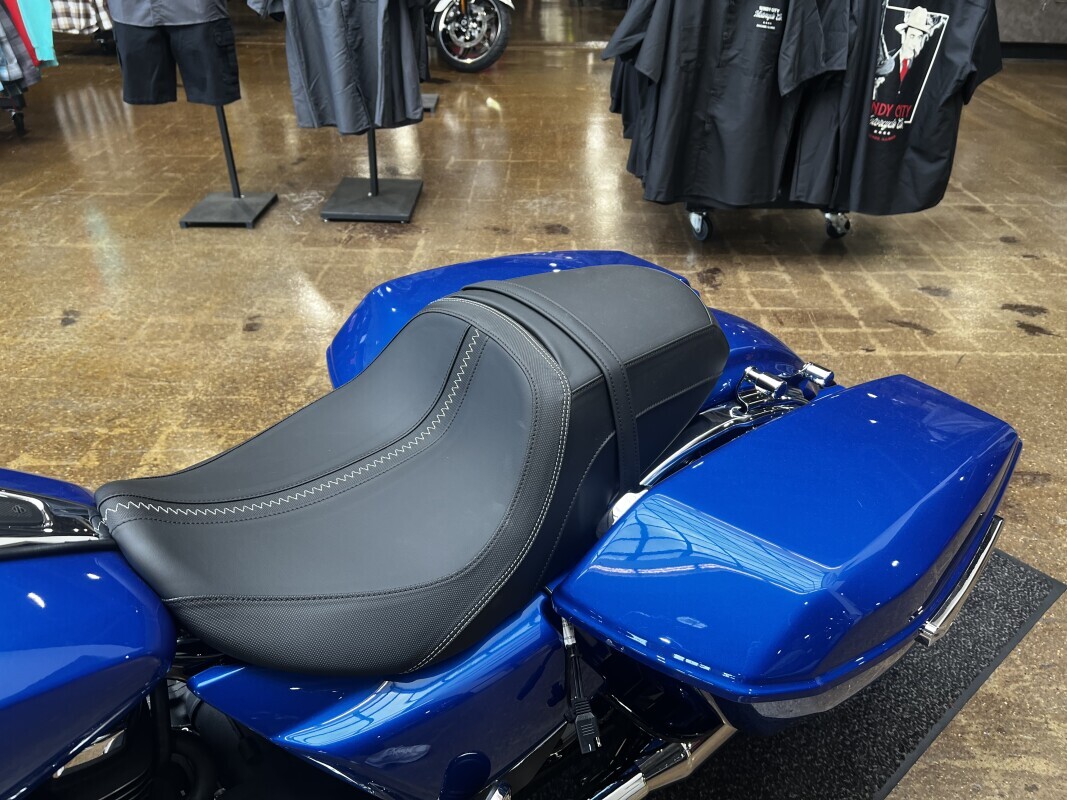 Harley-Davidson Road Glide 2025 FLTRX BLUE BURST - Photo 10