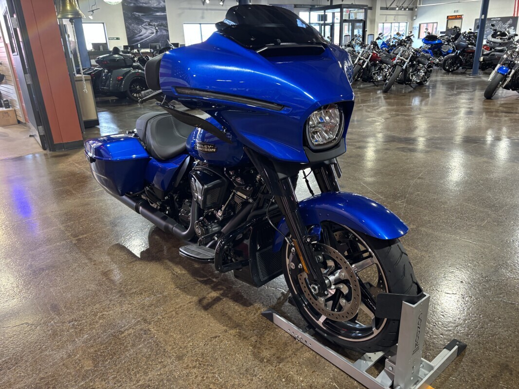 FLHX 2000 Street Glide