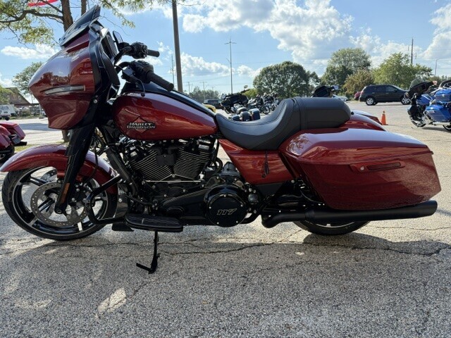 Harley-Davidson Street Glide 2025 FLHX WHSKEY FIRSTORM - Photo 4